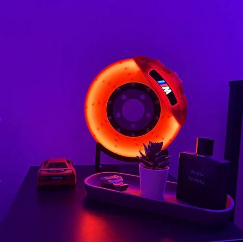BrakeGlow LED Disk Lampa – Auto Dekoracija